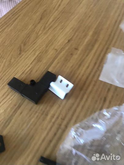 Петли для алюминевых дверей