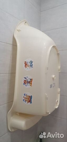 Ванночка для купания новорожденного