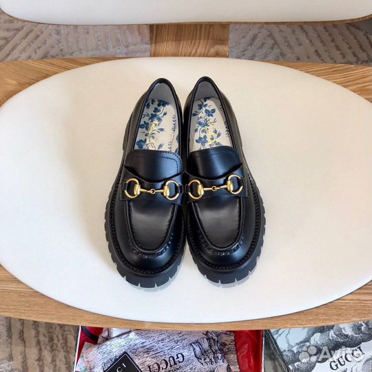 Лоферы женские Gucci
