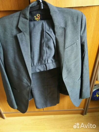 Школьный костюм