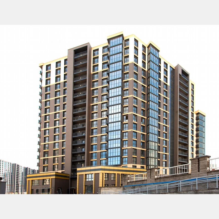 3-к. квартира, 127 м², 16/18 эт.