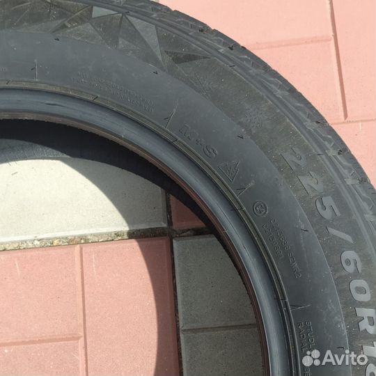 Tracmax X-Privilo S360 225/60 R18