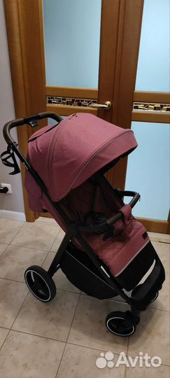 Прогулочная коляска carello bravo