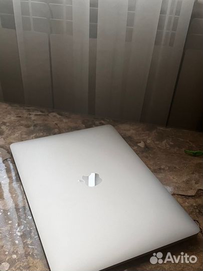 Apple MacBook air 13