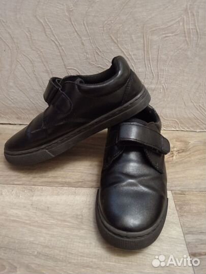 Туфли кроссовки на мальчика 31 32 размер