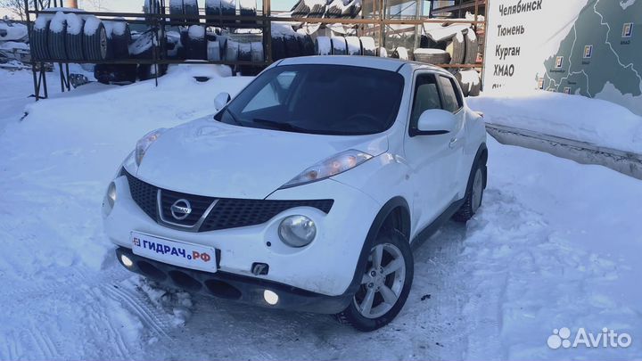 Крыло переднее правое Nissan Juke (YF15)