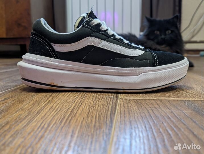 Кеды Vans Old Skool Overt CC