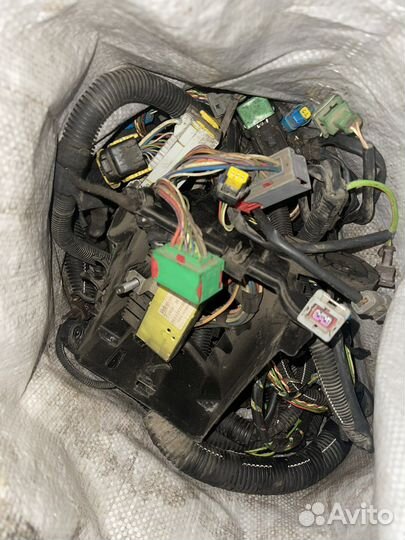 Провода блока предрхранителей пежо 206