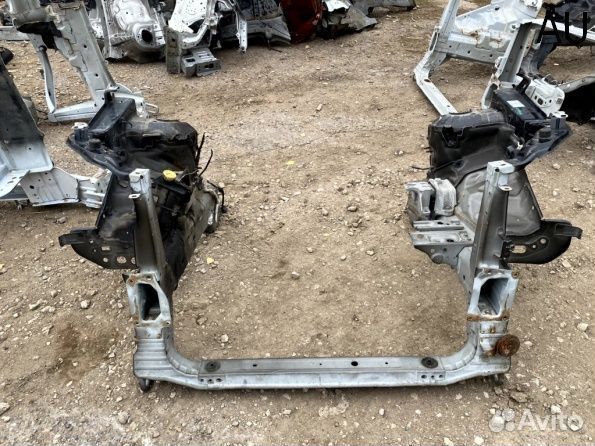 Передняя панель Митсубиси Аутлендер 3 гф бу