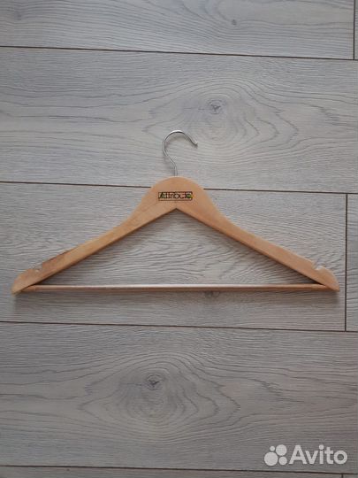 Вешалка для одежды