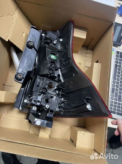 212-191ML-ue Фонар заде L