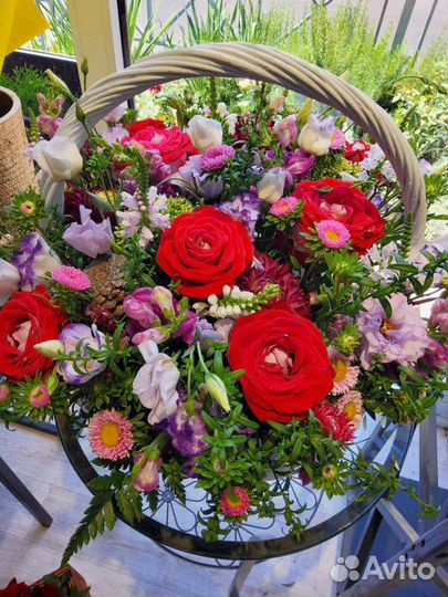Цветы оптом и розница. Букеты