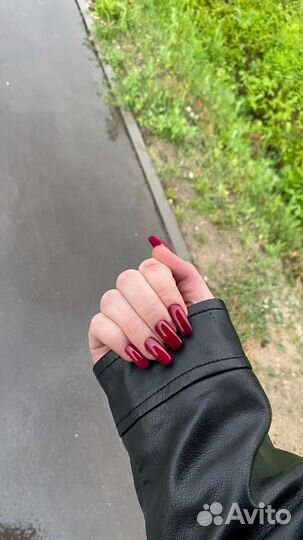 Маникюр педикюр