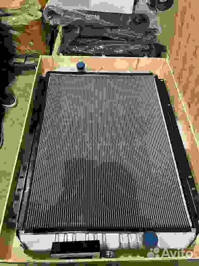 Радиатор водяной Komatsu PC300-7