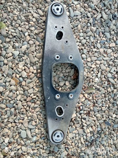 Крепление редуктора Mercedes Е211