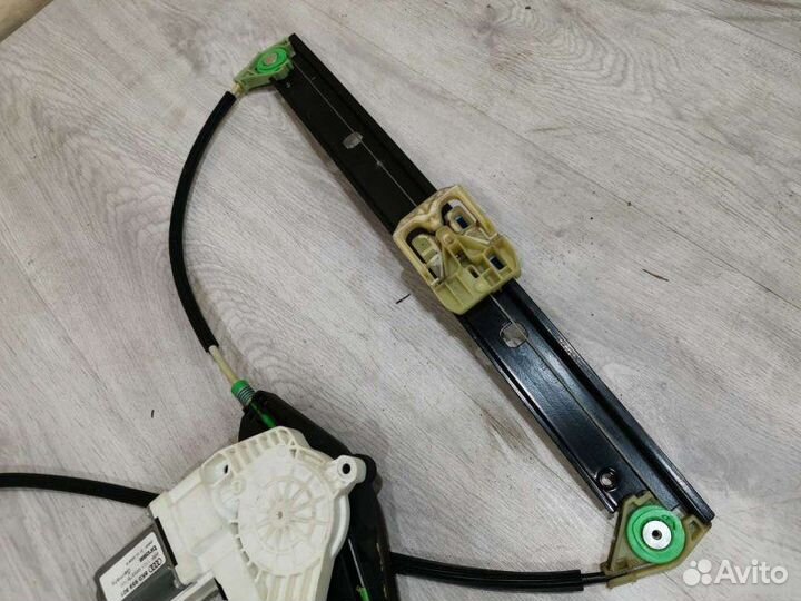 Стеклоподъемник передний левый Audi A4 B8