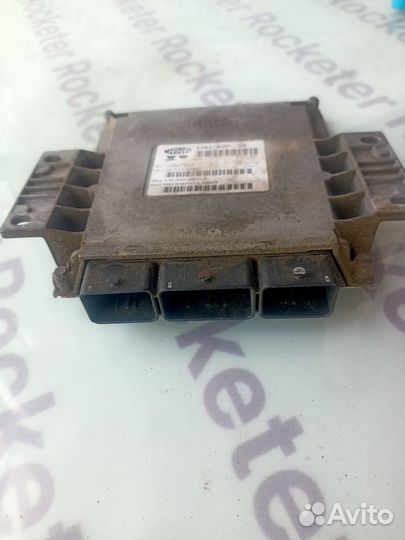 Блок управления двс Peugeot 406 2.0