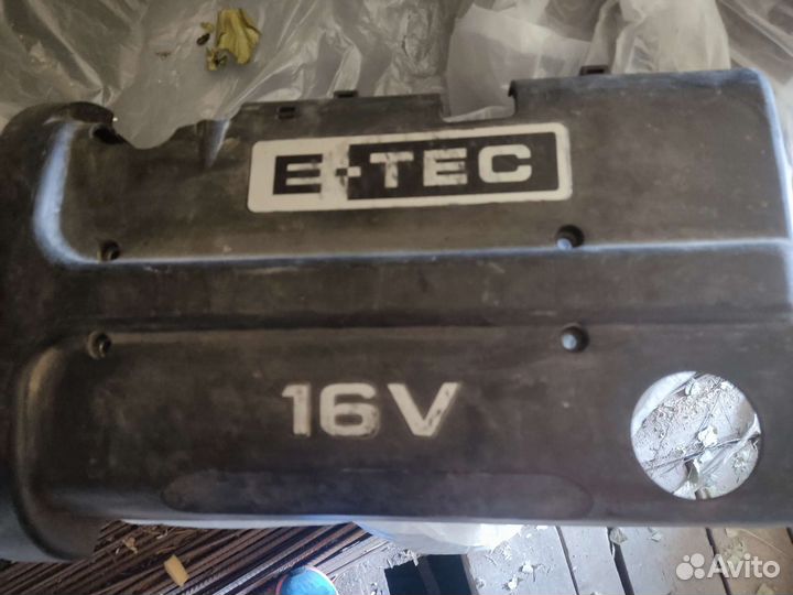 Крышка двигателя Daewoo Nexia