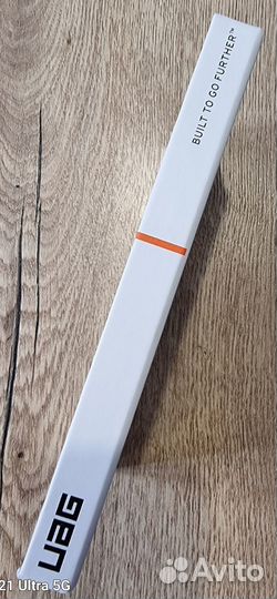 Чехол UAG Monarch Carbon Fiber для iPhone 15 Pro