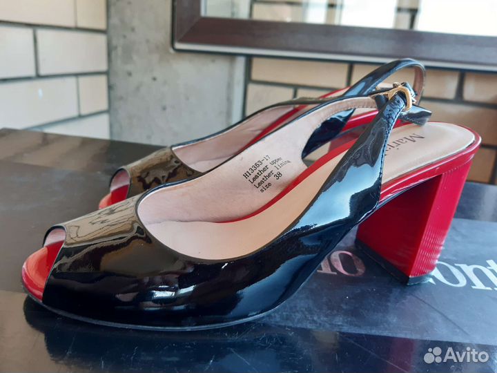 Босоножки 38