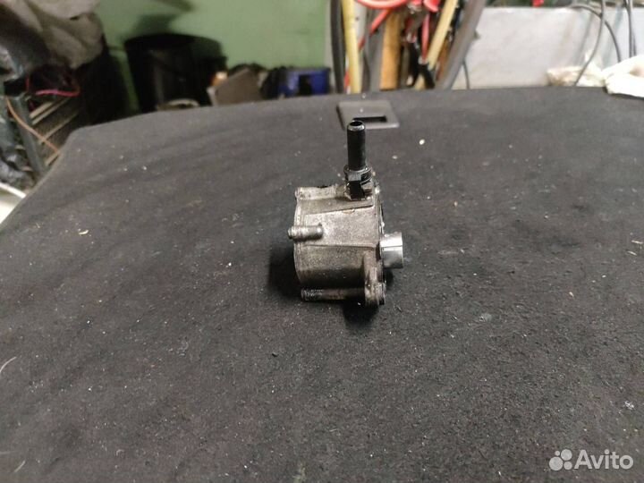 Вакуумный насос Mercedes-Benz C-Класс W204/S204