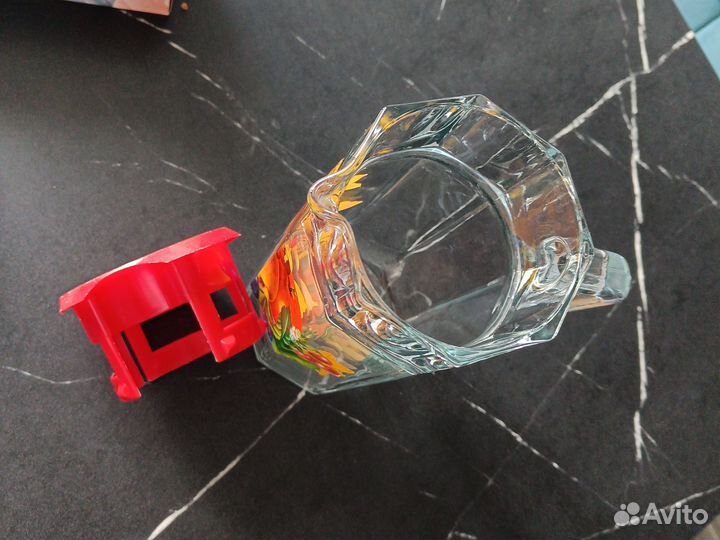 Кувшин с крышкой