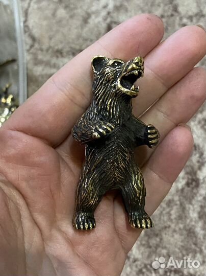 Бронзовая статуэтка