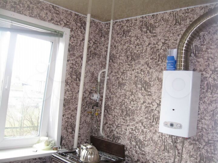 3-к. квартира, 58 м², 1/2 эт.