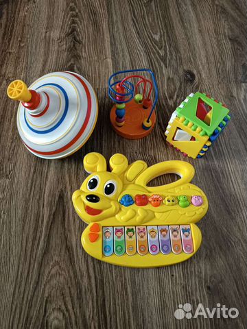 Детские развивающие игрушки