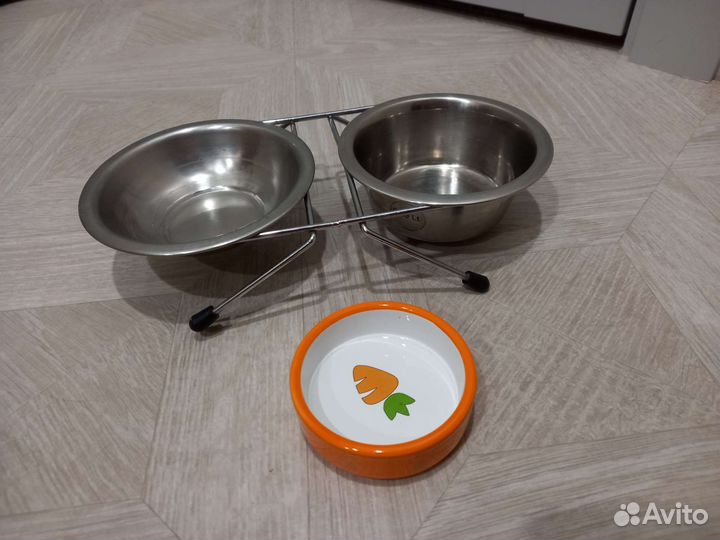 Когтеточка, лоток, миски