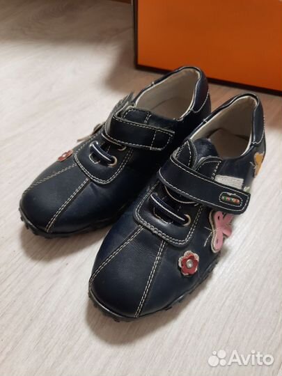 Обувь для девочки