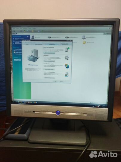 Монитор Benq и системный блок