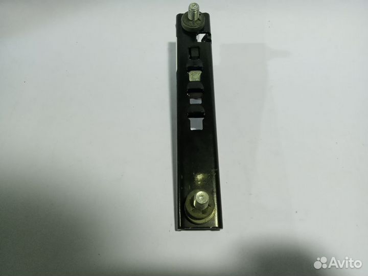 Механизм регулировки ремня безопасности