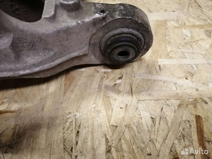 Рычаг нижний поперечный Volvo XC90