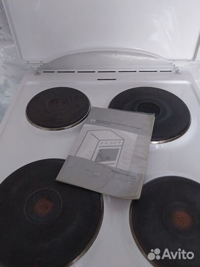 Продам электрическую плиту