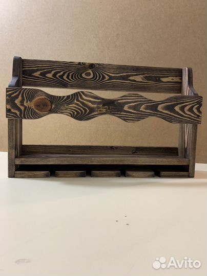 Деревянная полка для бутылок