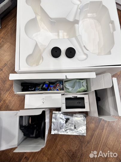 Квадрокоптер DJI FPV Combo