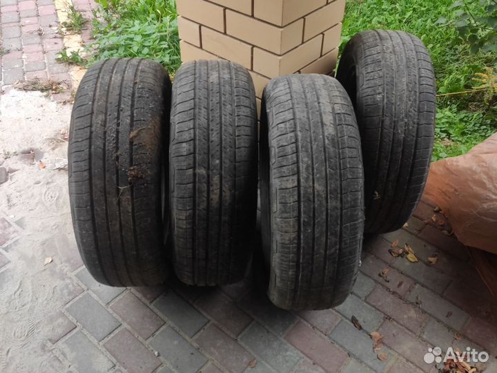 Continental ContiIceContact 4x4 235/65 R17 H