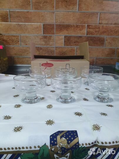 Салатники новые