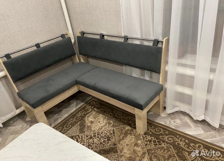 Кухонный уголок новый