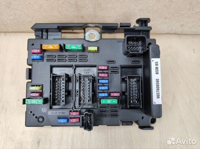 Новый блок предохранителей Пежо Ситроен блок BSM