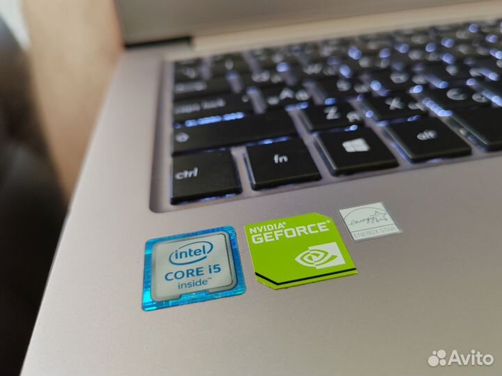 Asus метал i5-6200/GT940m/SSD512/13.3full HD