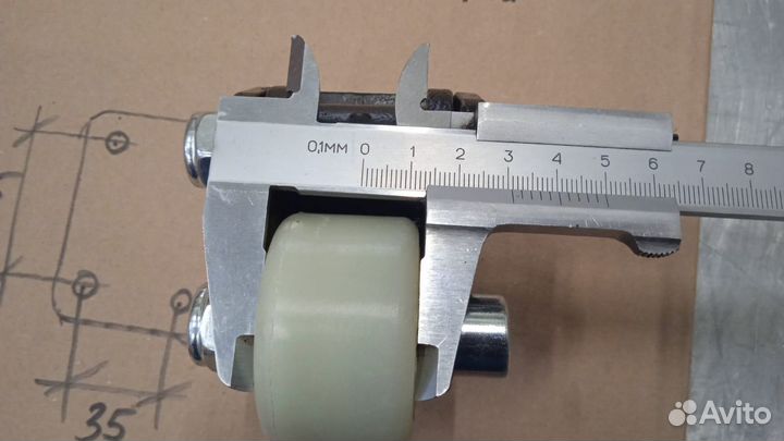 Колесо боковое с креплением CBD15