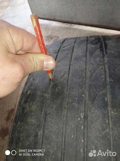 Bridgestone 613V 215/60 R17