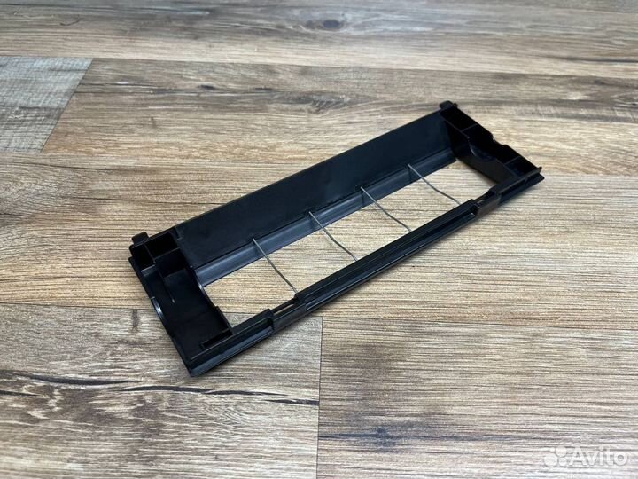 Крышка отсека турбо щетки (цвет черный) Midea M7