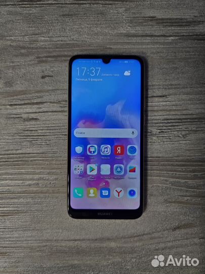 HUAWEI Y6 (2019), 2/32 ГБ