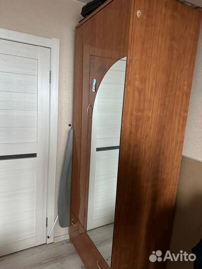 Спальный гарнитур