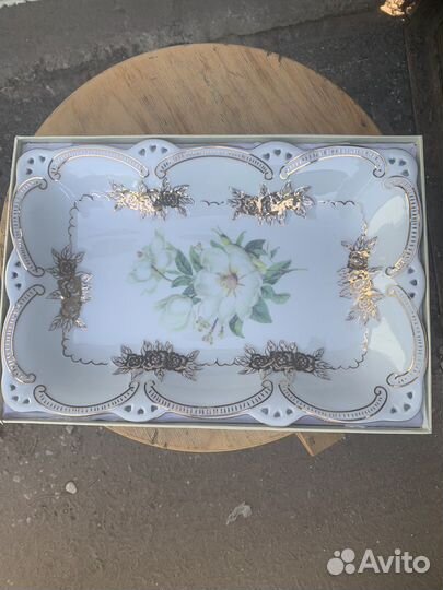 Поднос фарфор