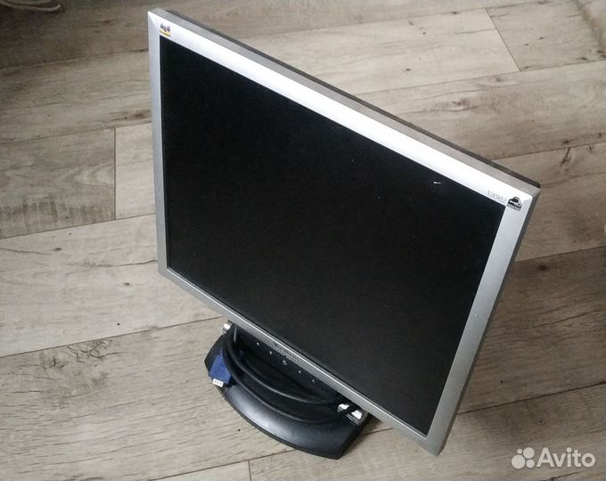 Монитор ViewSonic 19