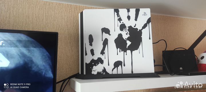 Игровая приставка ps4 pro 1tb